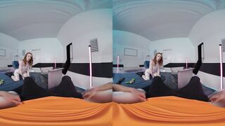 VR Conk Madi Collins as Leeloo in Fifth Element Sex Parody VR Porn