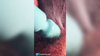 Closeup vibrator in 4k on hairy hippie college pussy watch my clit vibrate as I cum