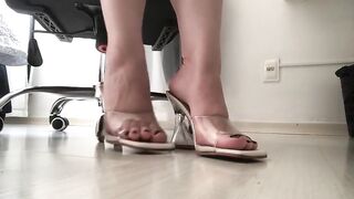 @tici_feet tici feet tici_feet wearing my transparent clog again! black toenails
