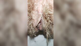 Hairy pussy pissing | Close up | Golden Shower