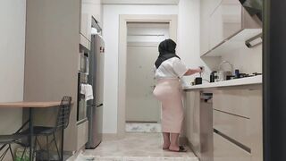 stepson fucked stepmom while she is inside of washing machine - creampie